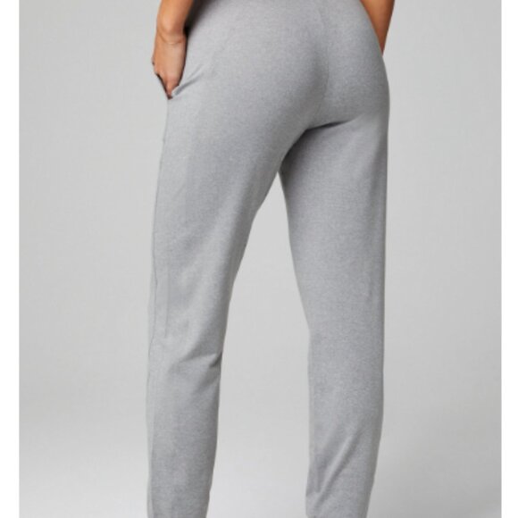 Fabletics Cloud Jersey Jogger Gray 1X - Picture 3 of 9